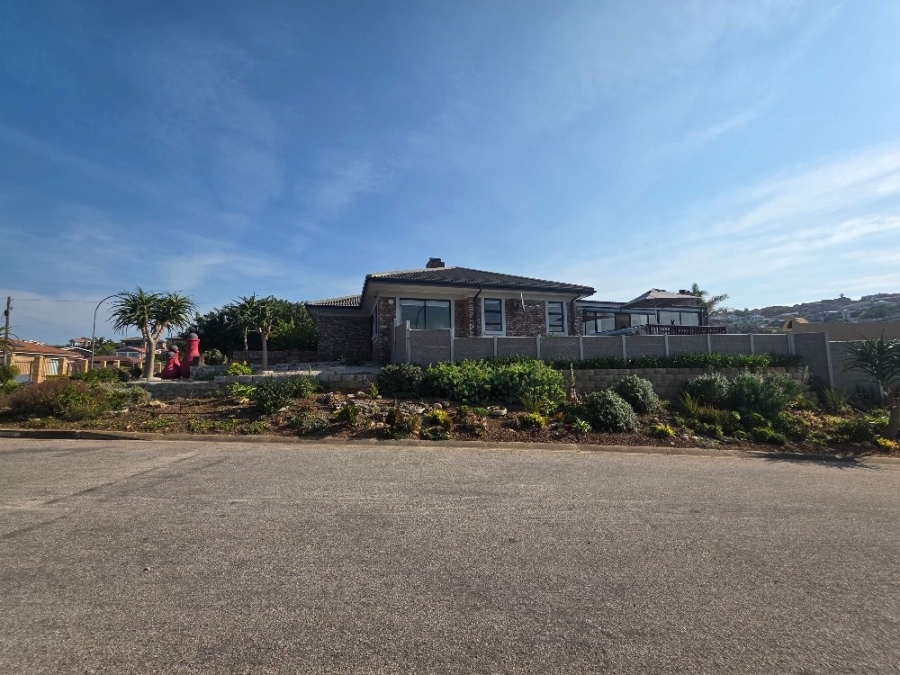 3 Bedroom Property for Sale in Dana Bay Western Cape